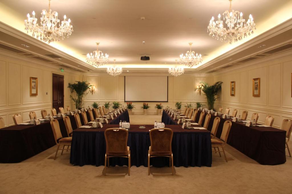 Greentown Shanghai Rose Garden Resort Exterior photo