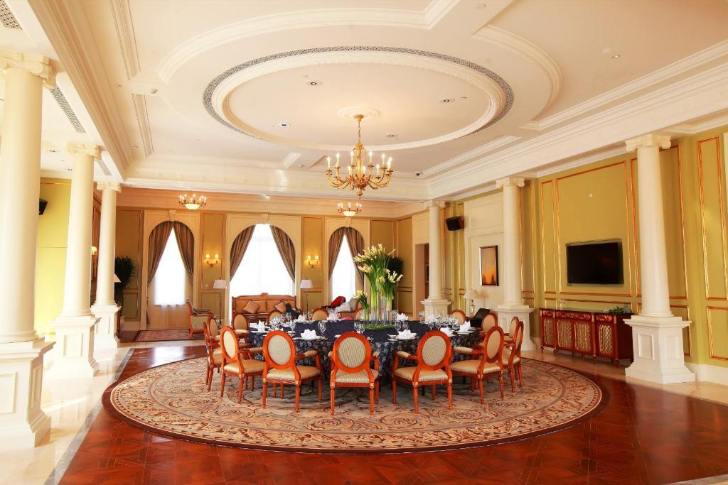 Greentown Shanghai Rose Garden Resort Exterior photo